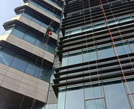 高空外墻清洗有什么必要性？高空外墻清洗有什么安全要求？